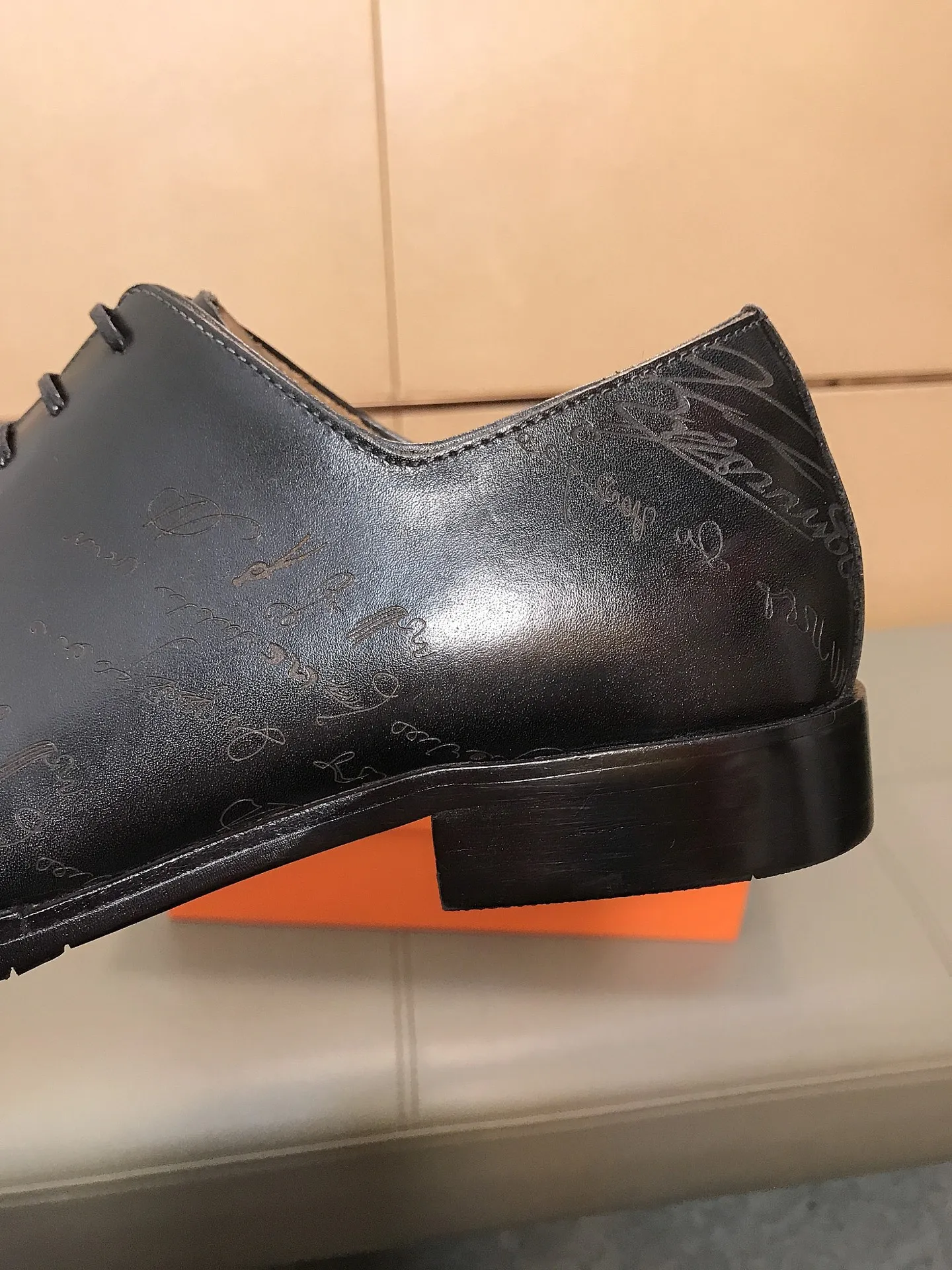 Factory price 560 💎💎👉👉[LV Louis Vuitton] The latest men's casual business leather shoes 🇨🇳, new model opening 💯 Made of cowhide imported from Italy, luxurious leather lining, wear-resistant outsole, soft and comfortable 🌴 High-end atmosphere, the first choice for high-class men 🍍38-44
